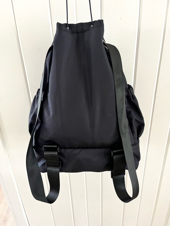 Beyond Yoga Black Convertible Gym Bag main image 7